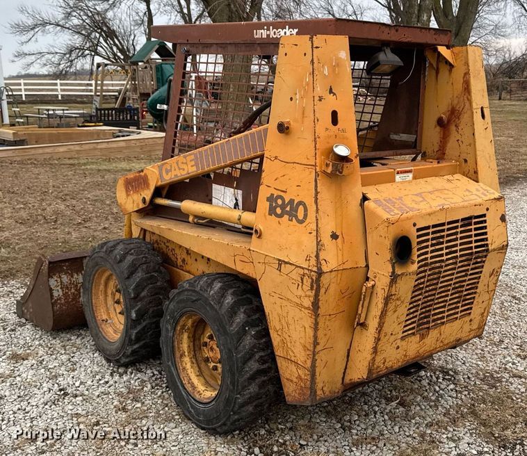 image for item EG7106 1993 Case 1840 skid steer loader
