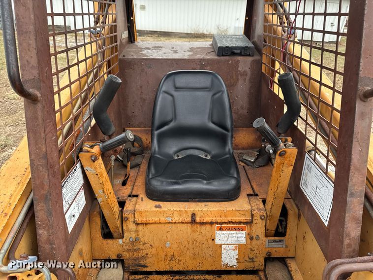 image for item EG7106 1993 Case 1840 skid steer loader