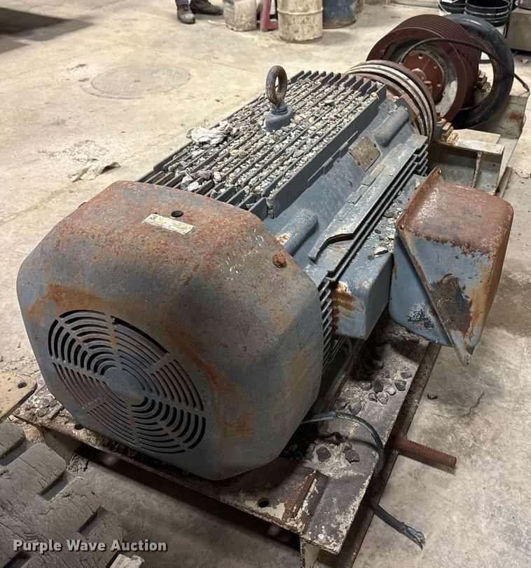 image for item EG7124 Lincoln Electric CF6P200T64Y electric motor