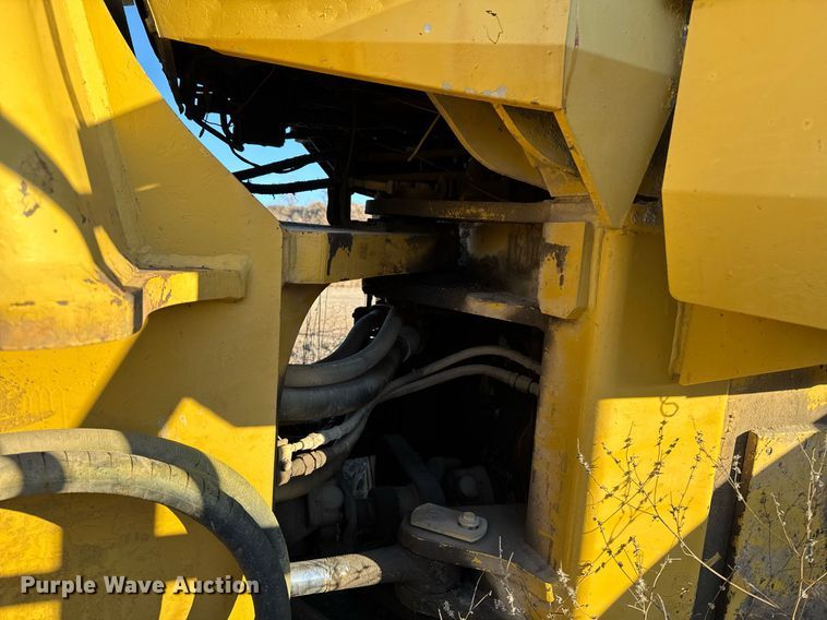 image for item EG7126 1990 Komatsu WA450-2 wheel loader