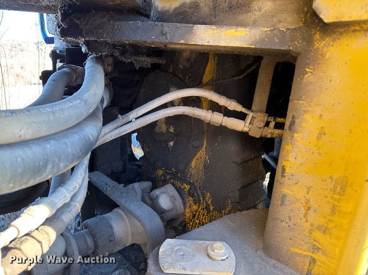 image for item EG7126 1990 Komatsu WA450-2 wheel loader