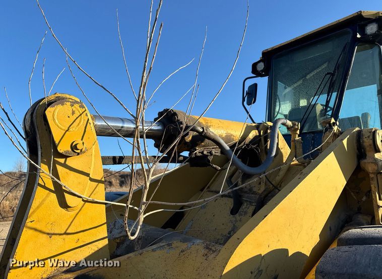 image for item EG7126 1990 Komatsu WA450-2 wheel loader