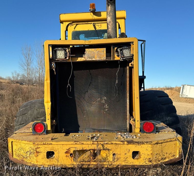 image for item EG7126 1990 Komatsu WA450-2 wheel loader