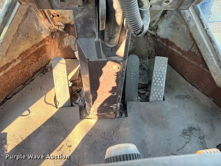 image for item EG7126 1990 Komatsu WA450-2 wheel loader