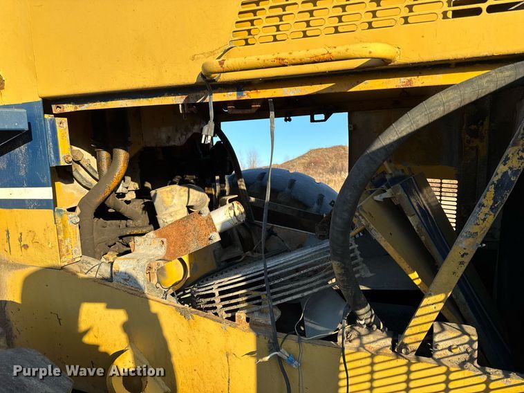 image for item EG7126 1990 Komatsu WA450-2 wheel loader