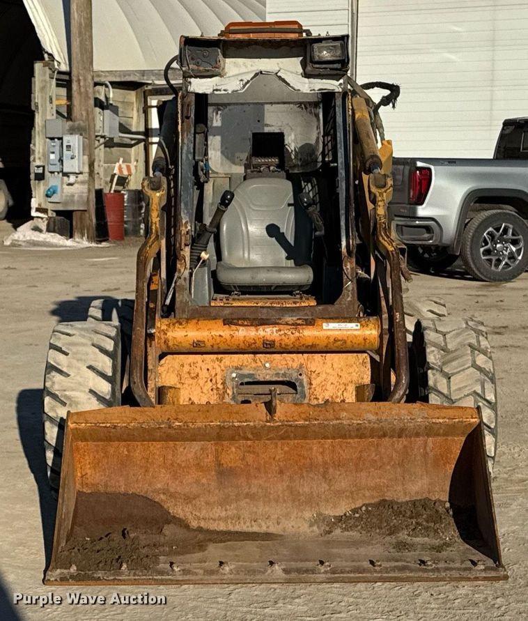 image for item EG7127 2000 Case 90XT skid steer loader
