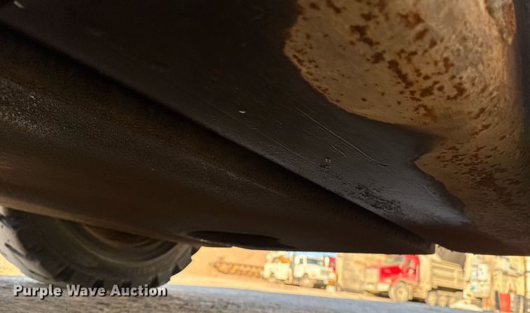 image for item EG7127 2000 Case 90XT skid steer loader