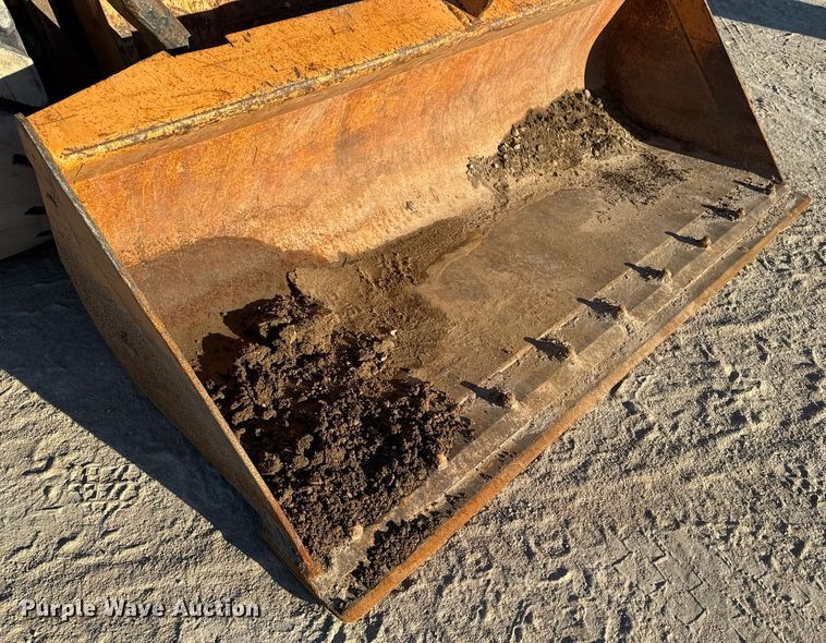 image for item EG7127 2000 Case 90XT skid steer loader