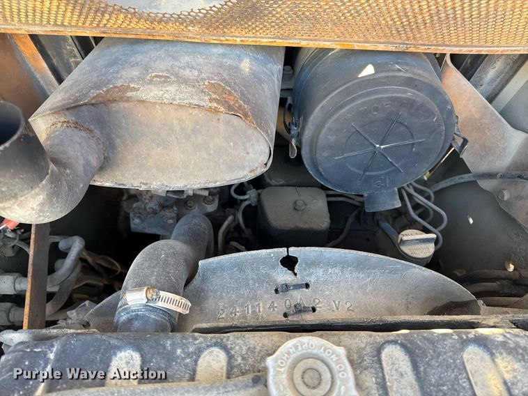 image for item EG7127 2000 Case 90XT skid steer loader