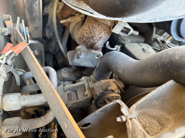 image for item EG7127 2000 Case 90XT skid steer loader