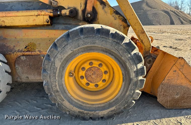 image for item EG7127 2000 Case 90XT skid steer loader