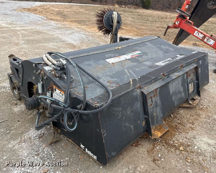 image for item EG7969 2012 Bobcat 84 Sweeper skid steer sweeper
