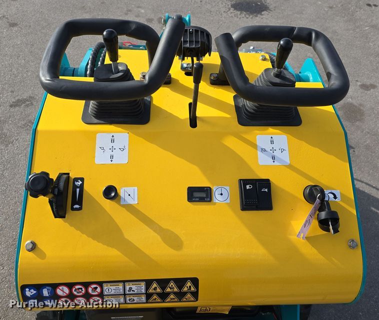 image for item EH8515 2024 MachPro MP-S300 compact utility loader