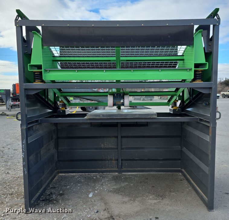 image for item EH8517 2024 Erie Industries GF150-2 vibratory screen
