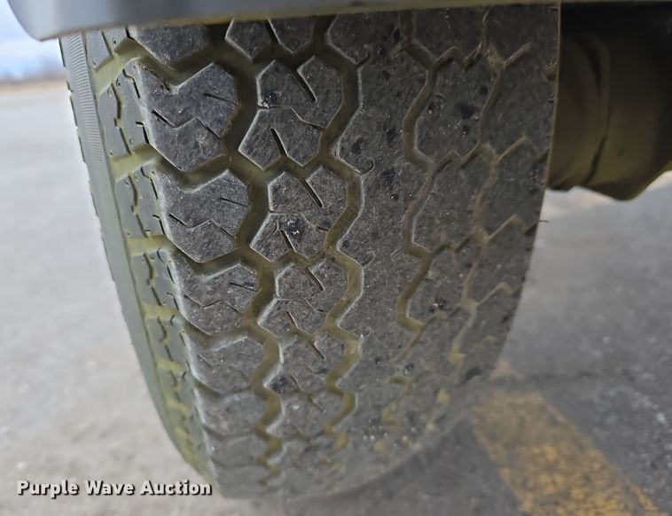 image for item EH8525 2015 Kaeser M100 air compressor