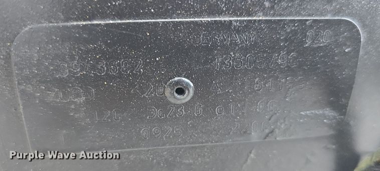 image for item EH8525 2015 Kaeser M100 air compressor