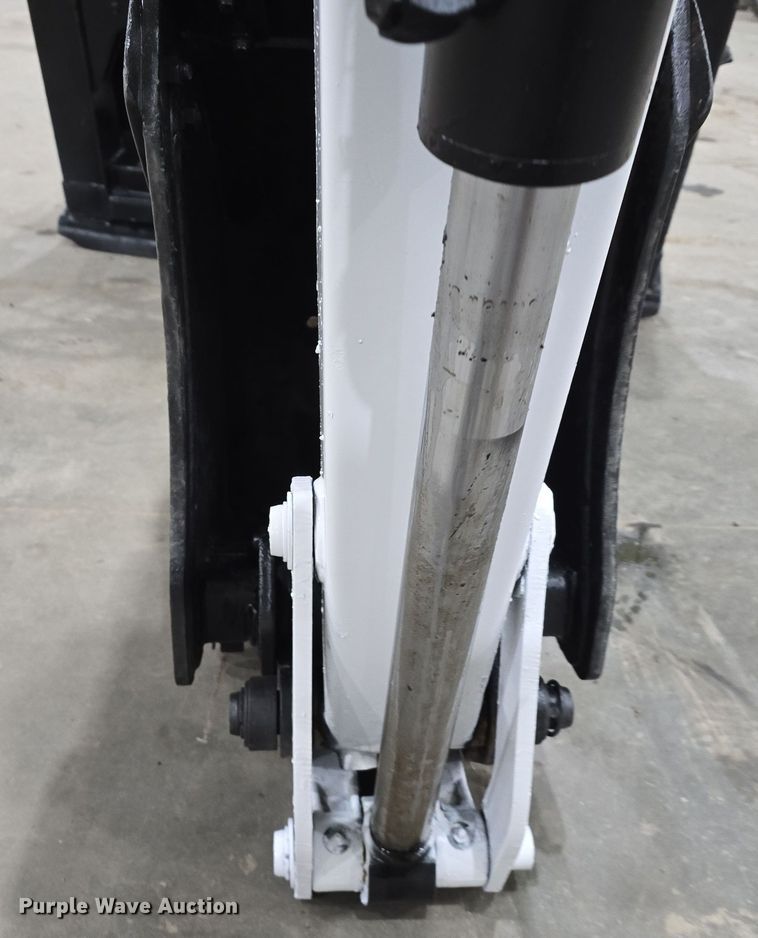 image for item EH8527 Bobcat 709 skid steer backhoe