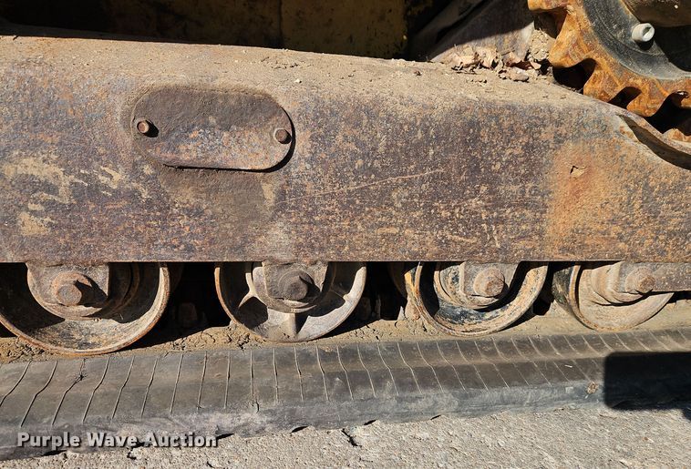 image for item EI8746 2006 John Deere CT332 tracked skid steer loader 