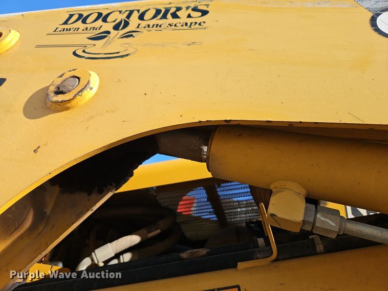 image for item EI8747 2007 John Deere CT332 tracked skid steer loader