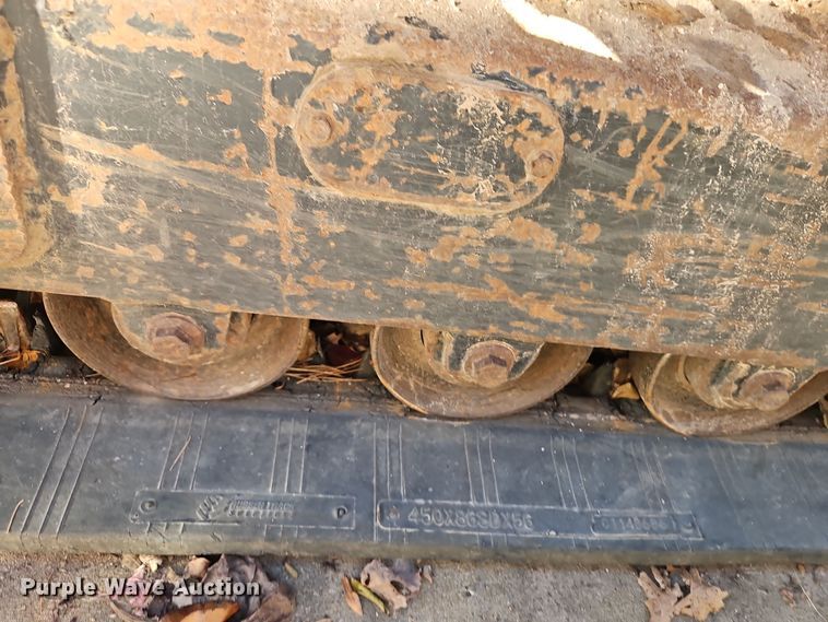 image for item EI8747 2007 John Deere CT332 tracked skid steer loader