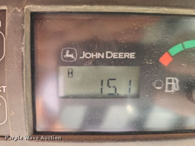 image for item EI8747 2007 John Deere CT332 tracked skid steer loader