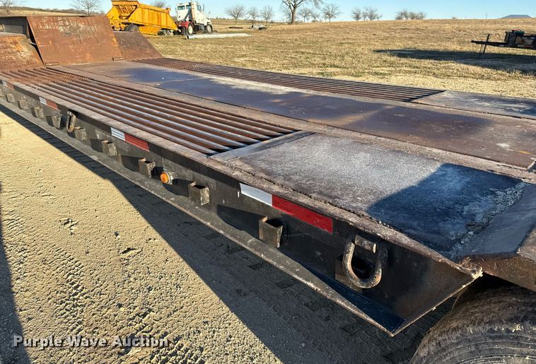 image for item EJ3457 1988 Holden HLB36225 drop deck equipment trailer