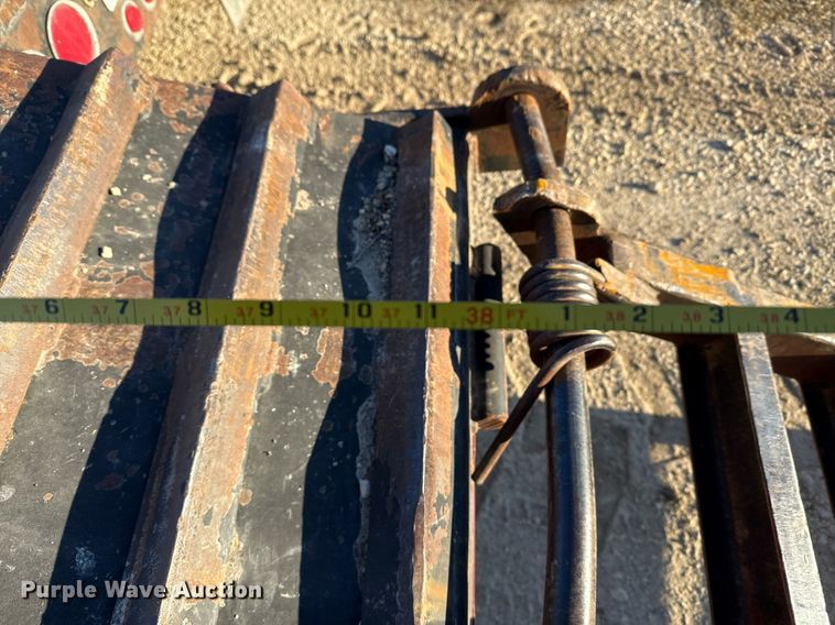 image for item EJ3457 1988 Holden HLB36225 drop deck equipment trailer