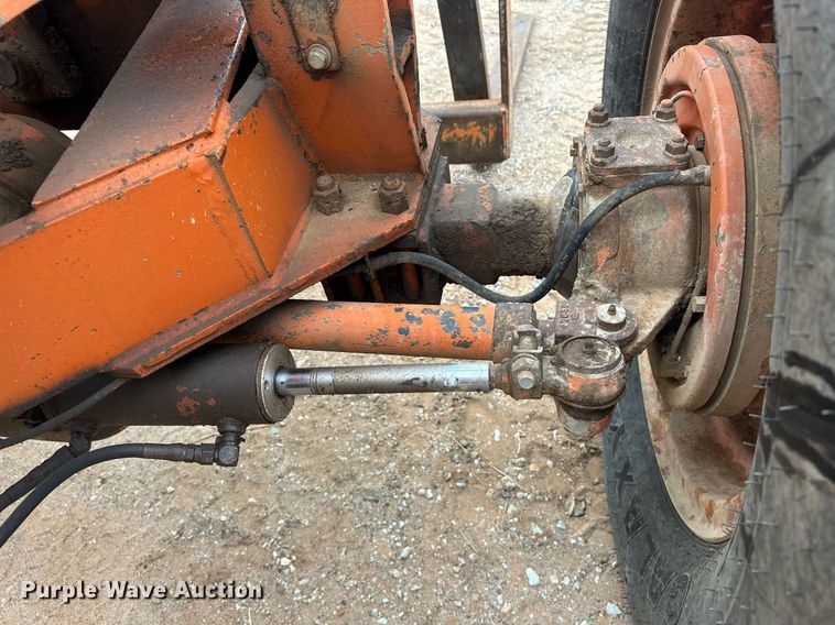 image for item EJ5307 1979 Lull 644 TT-34 telehandler