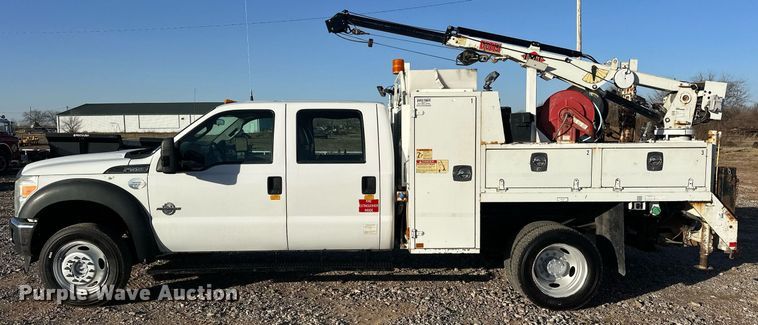 image for item EJ5324 2013 Ford F550 utility / service truck