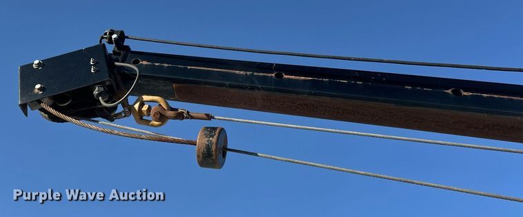 image for item EJ5324 2013 Ford F550 utility / service truck