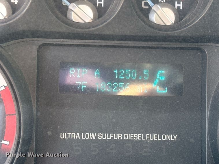 image for item EJ5324 2013 Ford F550 utility / service truck