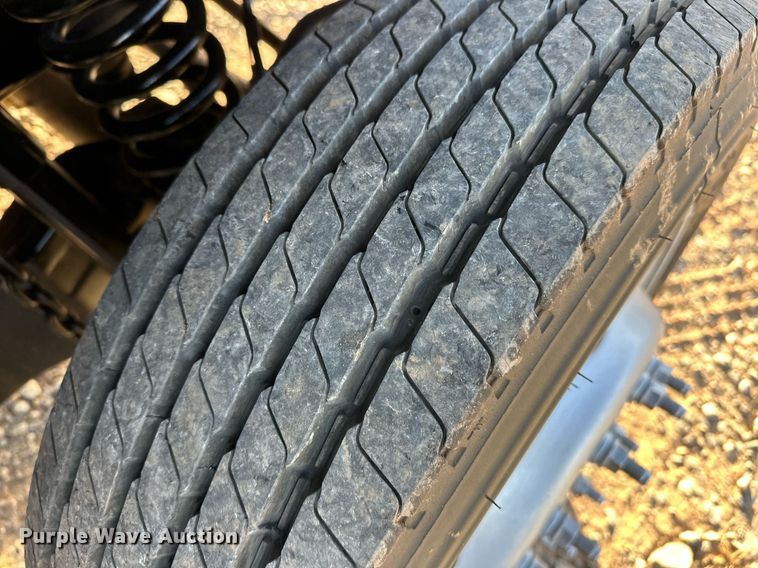 image for item EJ5324 2013 Ford F550 utility / service truck