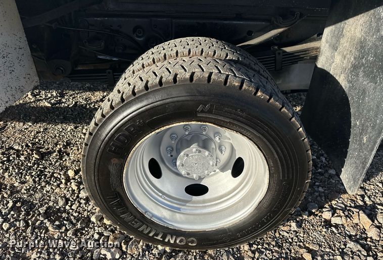 image for item EJ5324 2013 Ford F550 utility / service truck