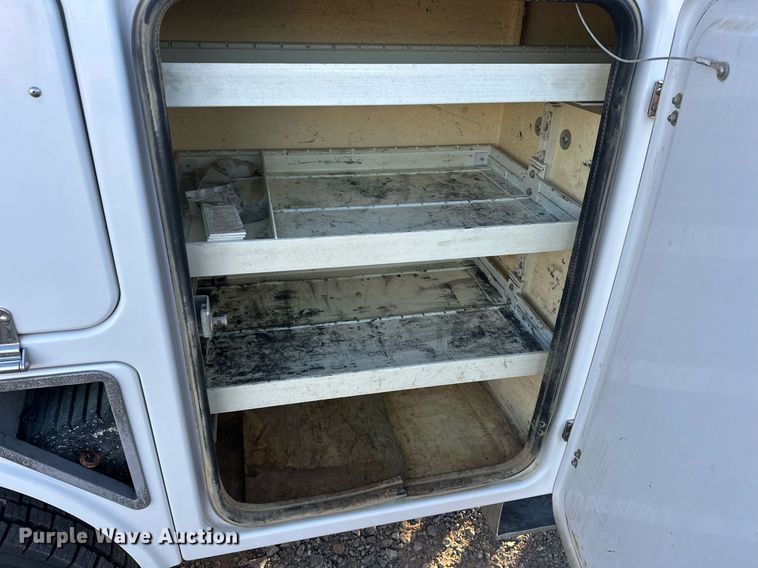 image for item EJ5325 2016 International Terrastar SFA 4X4 bucket truck