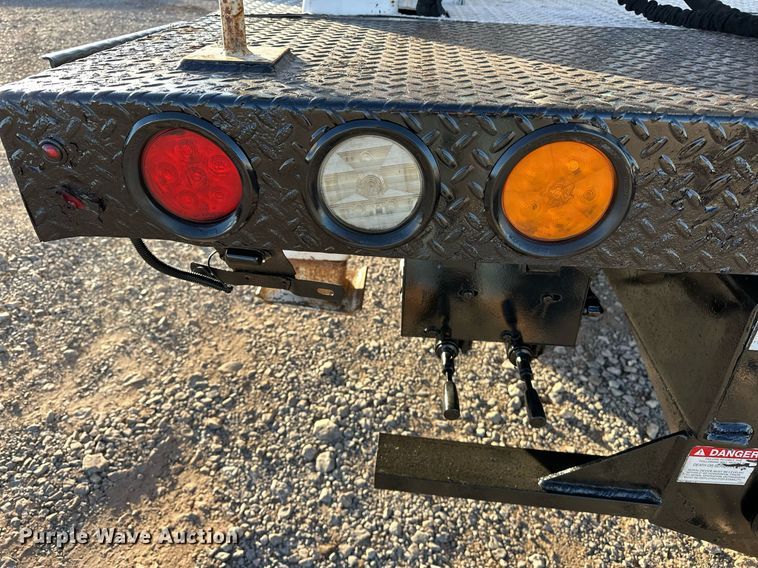 image for item EJ5325 2016 International Terrastar SFA 4X4 bucket truck