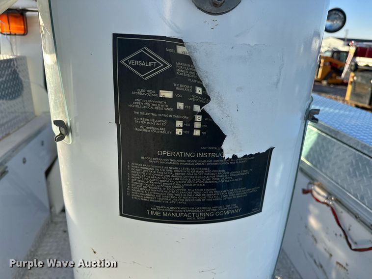 image for item EJ5325 2016 International Terrastar SFA 4X4 bucket truck