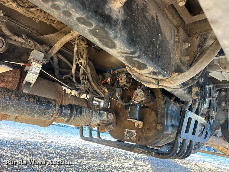 image for item EJ5325 2016 International Terrastar SFA 4X4 bucket truck