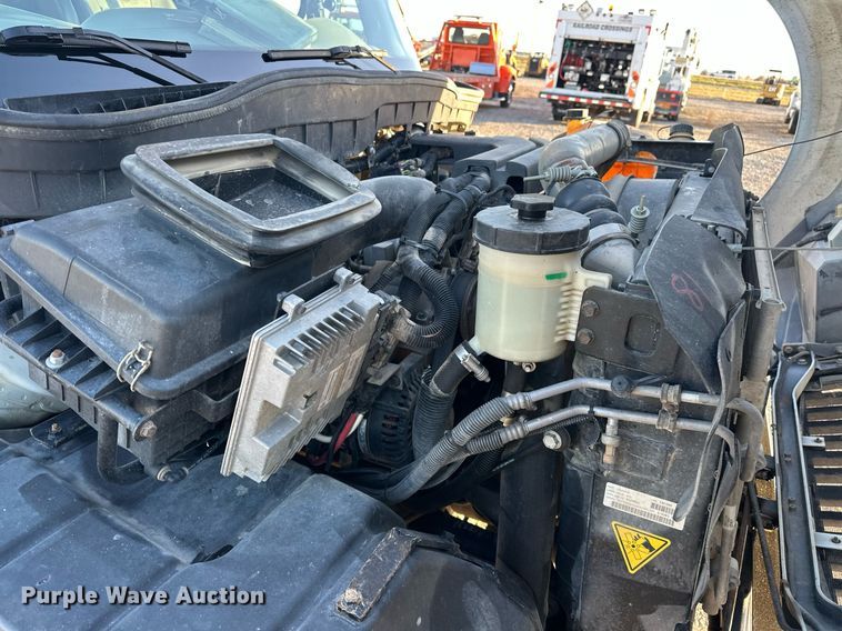 image for item EJ5325 2016 International Terrastar SFA 4X4 bucket truck