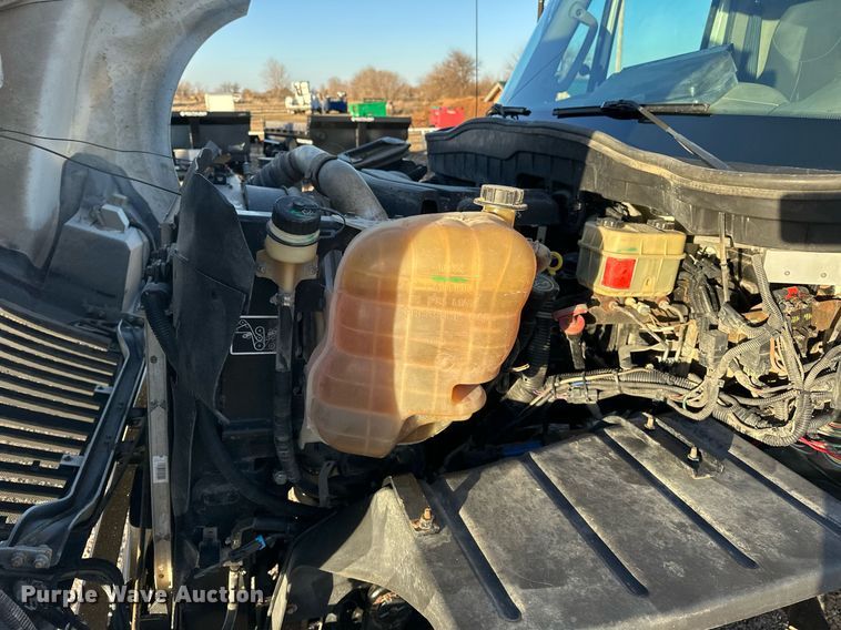 image for item EJ5325 2016 International Terrastar SFA 4X4 bucket truck