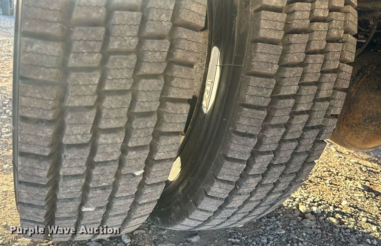 image for item EJ5325 2016 International Terrastar SFA 4X4 bucket truck