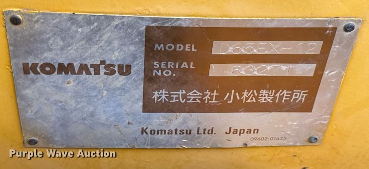 image for item EN5001 2001 Komatsu  D65EX-12 dozer