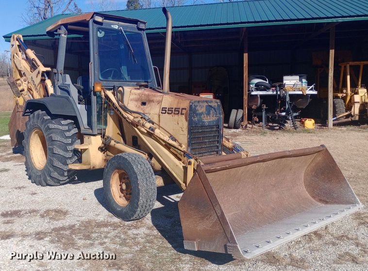 image for item EN8643 1994 New Holland 555D backhoe