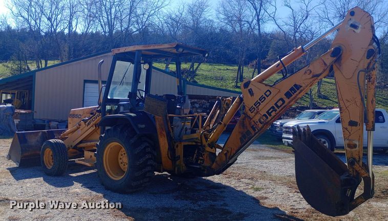 image for item EN8643 1994 New Holland 555D backhoe