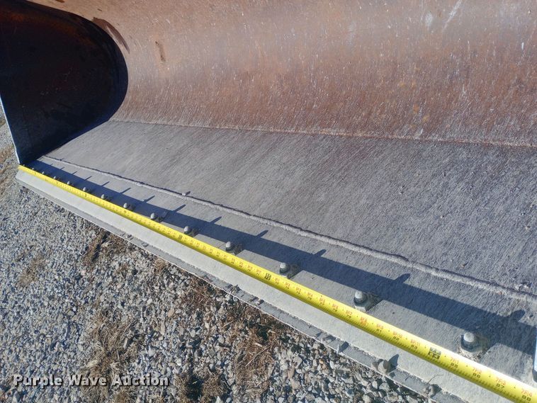 image for item EN8643 1994 New Holland 555D backhoe