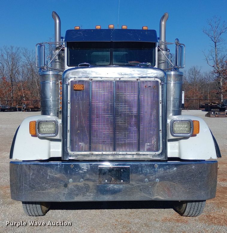 image for item EN8661 1989 Peterbilt  378 dump truck