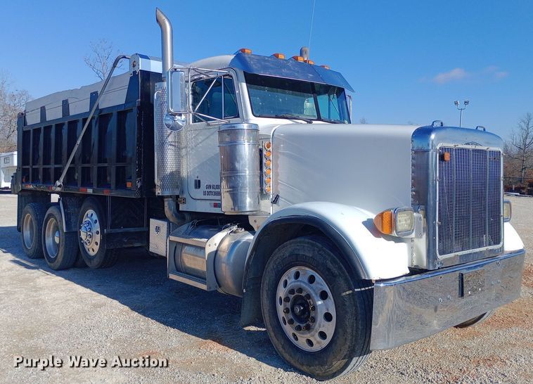 image for item EN8661 1989 Peterbilt  378 dump truck