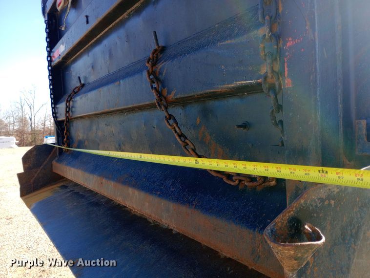 image for item EN8661 1989 Peterbilt  378 dump truck