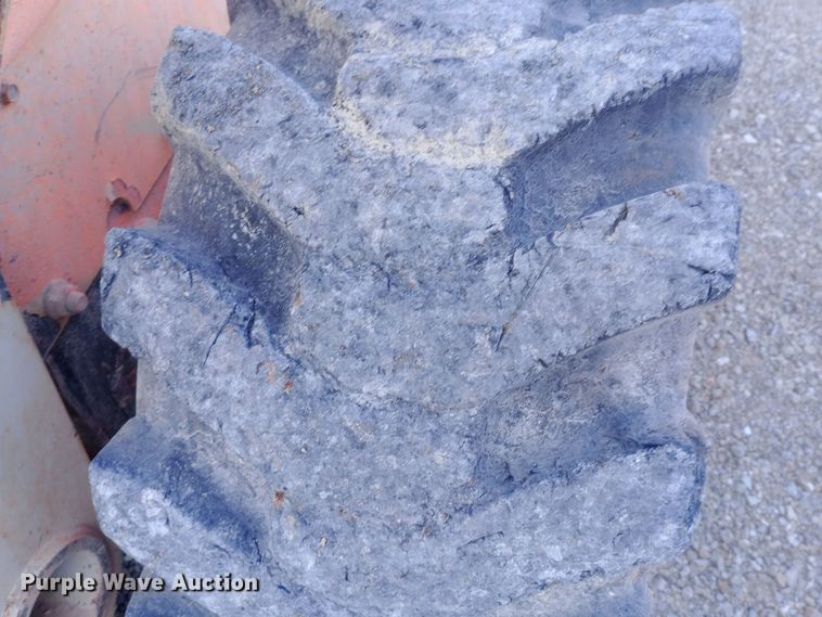 image for item EN8663 2011 Bobcat S750 skid steer loader