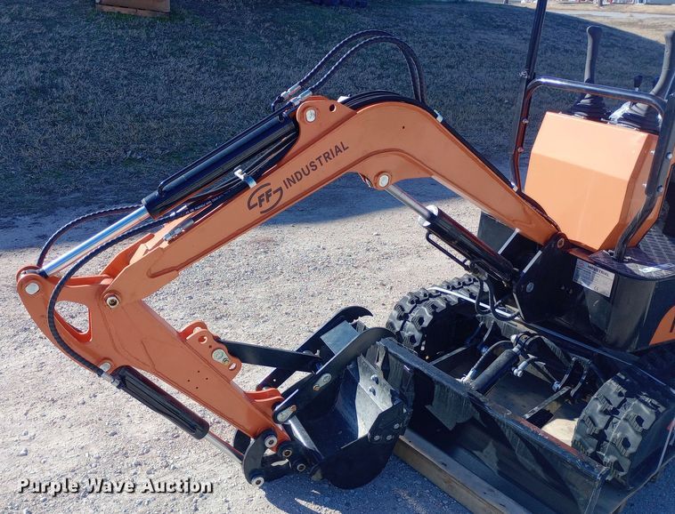 image for item EN8672 2024 FF Industrial  FF12R mini excavator