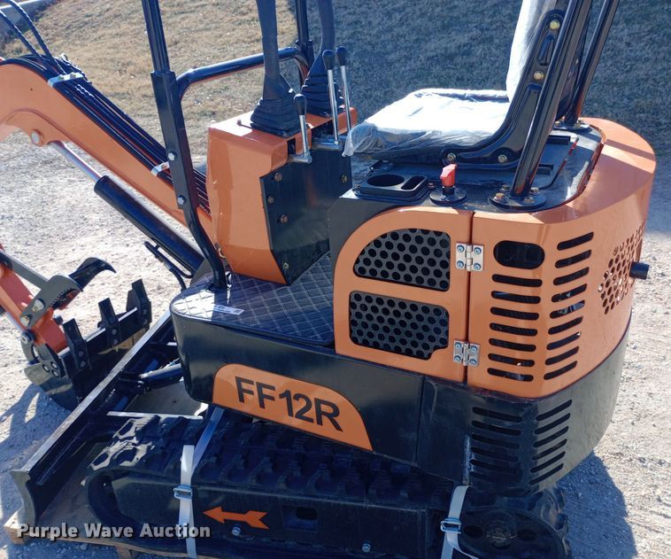 image for item EN8672 2024 FF Industrial  FF12R mini excavator